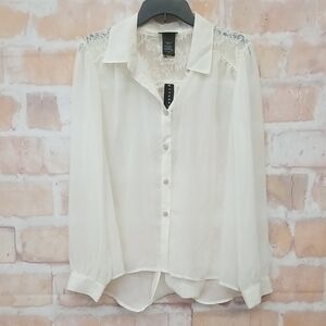 NWT Metaphor Size XL Cream Lace Detail Blouse